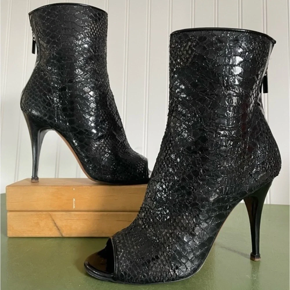 Jimmy Choo Patent Lace Spike Heeled Open Toe Booties in Black Python